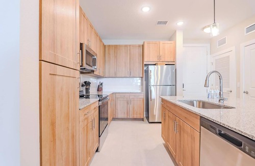 Interchange Square Apartment | Landing | Modern 2BD, Gym, Pool