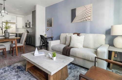 Southbank Apartment | Landing | Stylish 1BD, Rooftop Lounge, Yoga Studio