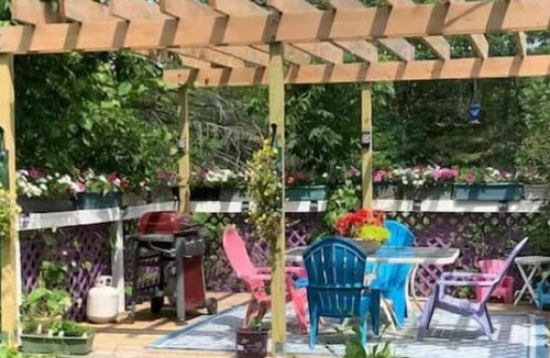 Denmark Cottage | Lemon Drop Cottage Enjoy "Vacationland" in our cozy cottage.