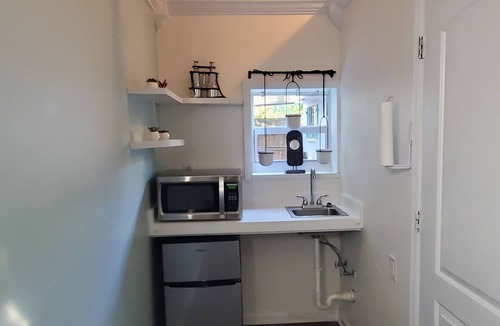 Riviera Beach House | Lit's Keywest Home - Near the Beach, Marina, & More!