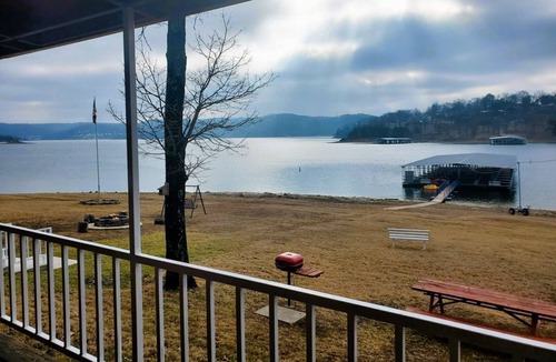 Blue Eye Cabin | Loft #11 – Just Steps from Table Rock Lake at Happy Hollow Resort