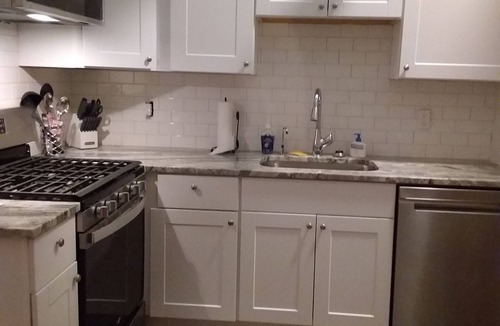 Biddeford House | Loft Style ,Sleep 4, 2 mins to Beach, UNE, dining, outlets, fishing, EVERYTHING!