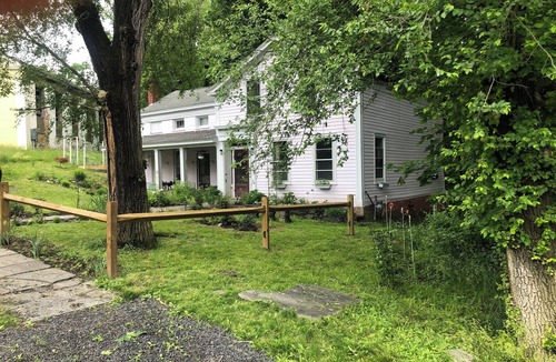 Coxsackie Apartment | Lovely 1-bedroom apartment in newly renovated historic house