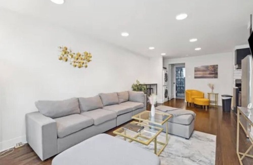 Northwest Apartment | Lovely 1-bedroom rental unit with free parking