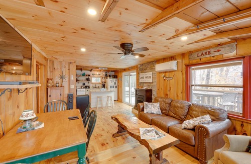 South Casco Cabin | Lovely Maine Cabin w/Deck, Gas Grill & Fire Pit!