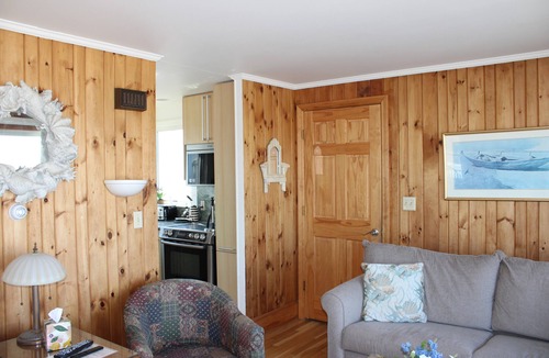 Biddeford Pool House | Low Tide: Oceanfront Bliss BOOK NOW FOR 2026 We have a few weeks open.