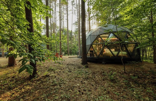 Freeport Cabin | Luna 22-ft dome w/star loft & full bath - 07
