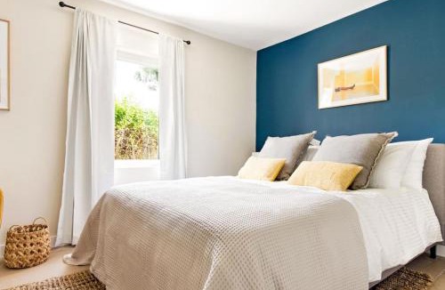 West Little Havana House | Lux 6BR Villa with Pool, King Beds and Top Amenities