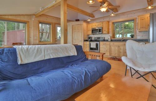Bowdoinham House | Luxe Bayfront Cabin w/Stunning Views & Shared Dock- Ideal for Hunting & Fishing
