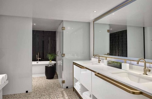 Hunt Club Hotel | Luxe Presidential Suite Near Palm Beach’s Best Attractions + Activities