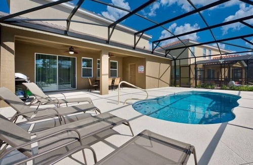 Loughman Villa | Luxurious 6-Bedroom Villa in Charming Davenport with Private Pool and Amenities