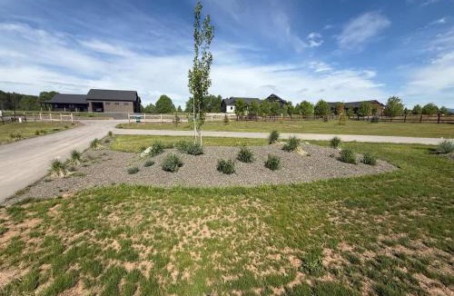 McCall House | Luxurious McCall Home with Hot Tub and Pool Table