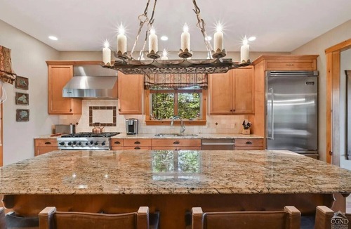 Windham Cabin | LUXURIOUS & SERENE SKI-IN/SKI-OUT "Winterfell" LODGE