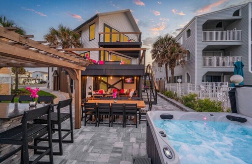 Vilano Beach House | Luxury Direct Ocean Front, Near Downtown, Heated Pool, Hot Tub, Game Room, Sleeps 28, Pets