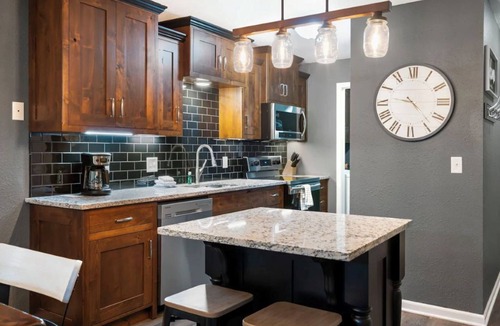 Table Rock Condo | Luxury Lakefront Condo with Stunning Views, Relax & Recharge Here!