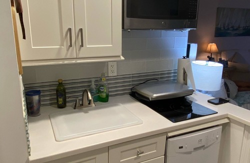 Johns Island Condo | Luxury Oceanside Apt. Pool Private Beach. Special Summer Rates and Discounts!