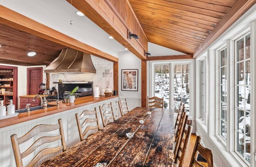 Killingworth Villa | Luxury Riverfront Estate - Pool, Spa, Tennis, & Pond