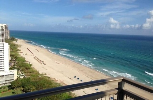 Singer Island Villa | Luxury Singer Island Oceanview 2 Bedroom High-rise Villa with private balcony