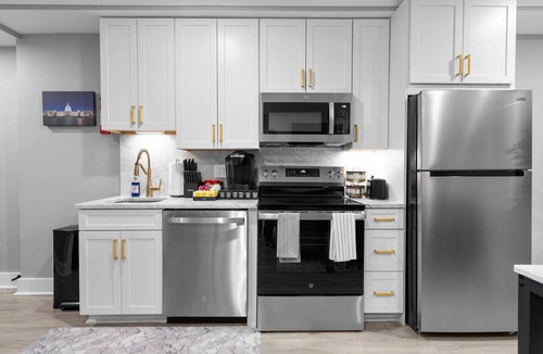 Trinidad Hotel | Luxury-Style 3BR Condo+FloridaAve & DC DiningScene