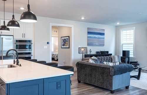 Bayside House | Luxury Waterfront Home w private Boat Dock, Community Indoor/Outdoor Pools