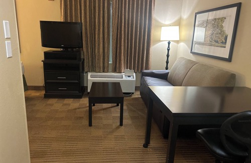 Chantilly Hotel | MainStay Suites Washington Dulles Airport
