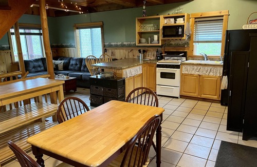 Errol Cabin | Majestic Views & Nature Lovers! Kayaking, ATVing, Snowmobiling, Fishing, Hiking!