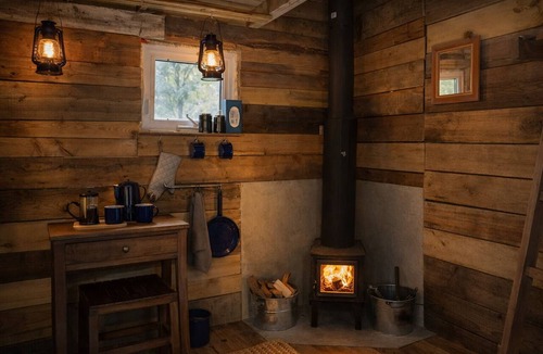 Markdale Cabin | Maple, the tiny cabin in the woods