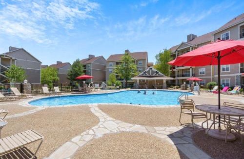 Table Rock House | Meadow Brook Resort Getaway