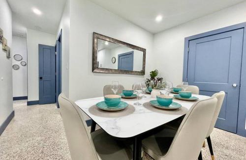 Ludlam Villa | Miami dream resort heated pool sleeps 8