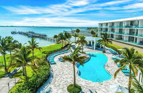 Melbourne Beach House | Mimosa Manor | Brand New Beachfacing Home w PVT Pool, Theater, Arcade, & More