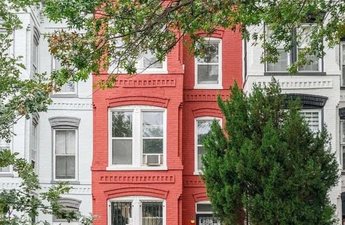Stanton Park Apartment | Minutes from Capitol Hill. Free on-street parking.