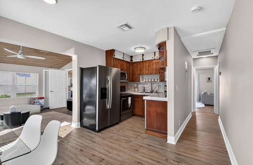 Poiciana Park II House | Minutes to Beach Dog Friendly BBQ Patio