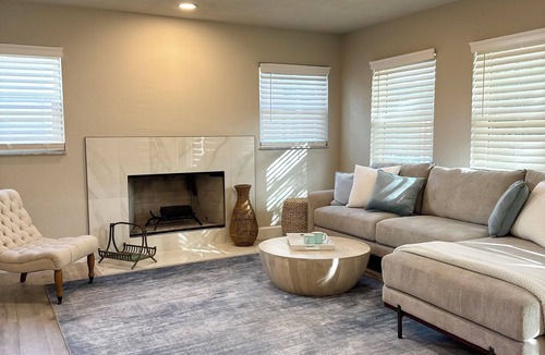 South Pinellas Community Council House | Modern 2 bedroom home two miles to Madeira beach.