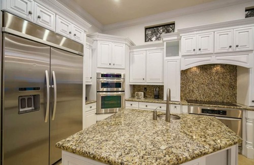 Palm Beach Country Estates House | Modern 8BR Mansion | 6,500 SF, Pool, Cinema