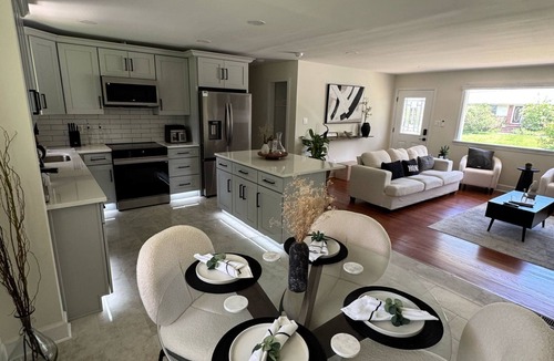 Fairfax House | Modern Luxury Quiet Home 5BR-Fairfax - 20 Min from DC/5 Min GM, Court H