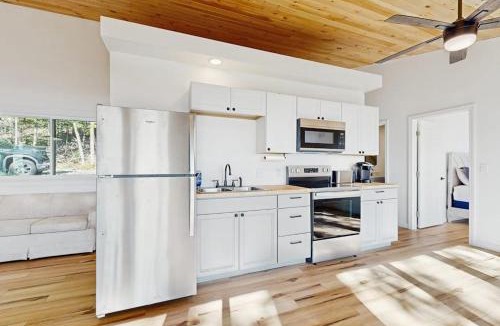 Sandy Point House | Modern Maine cottage with river views, deck, and a convenient washer/dryer