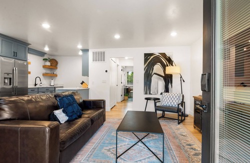 Moab Apartment | Modern Mesa