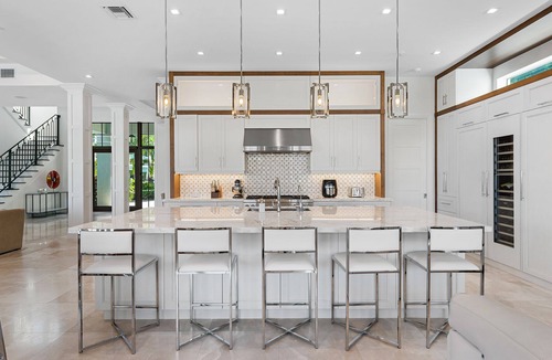 Coral Ridge House | Modern Waterfront Villa