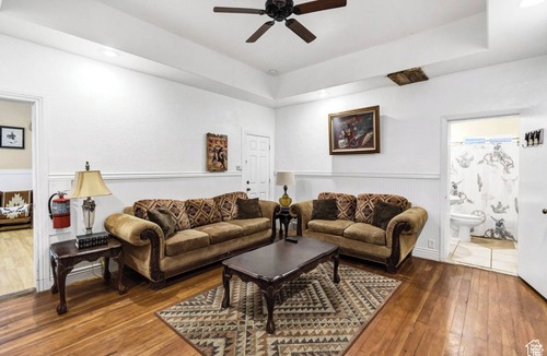 Monroe House | Monroe Inn