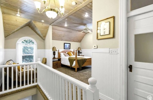 Monroe House | Monroe Inn