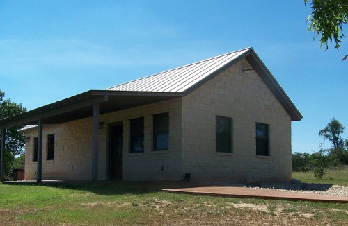 Fredericksburg Cottage | Moonlight Cottage - Breezy HIlls Cottages