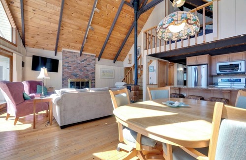 Lake Arrowhead House | Morning View Cottage | Dog-Friendly Lakefront Family Getaway on Lake Arrowhead