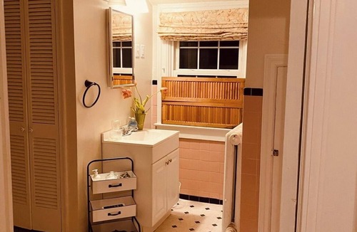 Winchester Apartment | Morocco Loft 2BR overlooking city walking mall