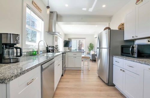 Bar Harbor Condo | Mountain Views in the Heart of Bar Harbor