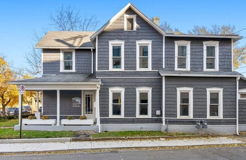 Italian Village House | Mozart Flat with Hot Tub! Free Parking!