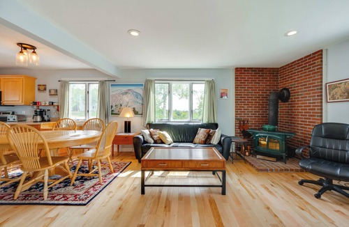 Intervale Apartment | Mtn Views, On-site Trails! Spacious Bartlett Home