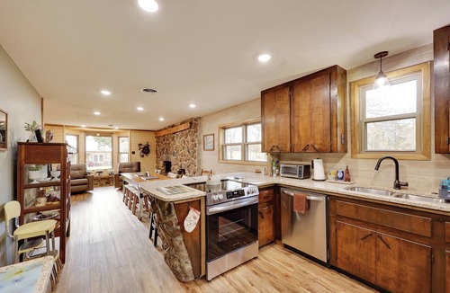 Magazine Cabin | Near Blue Mountain Lake & ATV Trails: Cabin Escape