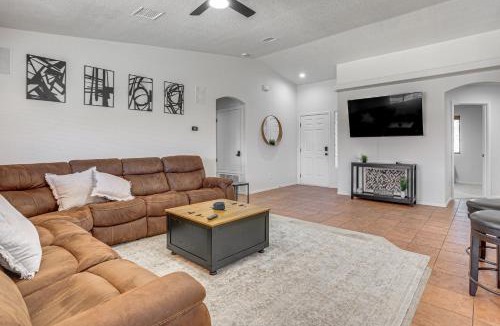 Mesa Del Sol House | Near Golf Courses: Poolside Paradise in Yuma!