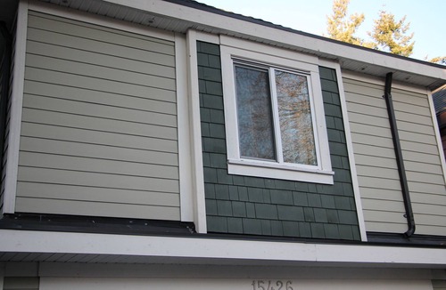Surrey Apartment | Nestled Between 2 Beaches - White Rock Or Crescent Beach