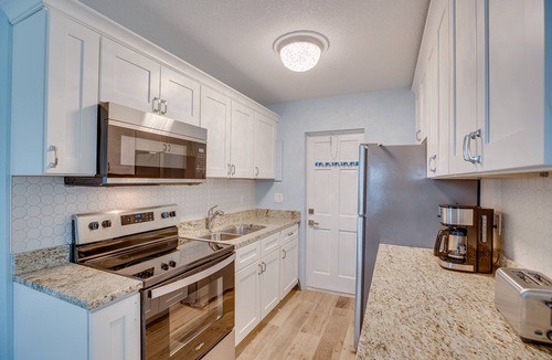Barefoot Bay Apartment | New and sparkly 2/1 on 4 acres!